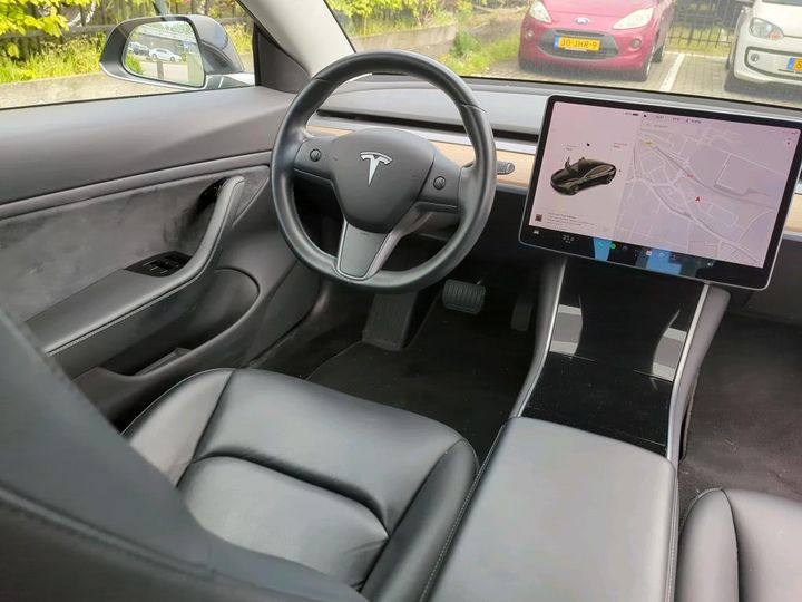 Photo 5 VIN: 5YJ3E7EB9KF242372 - TESLA MODEL 