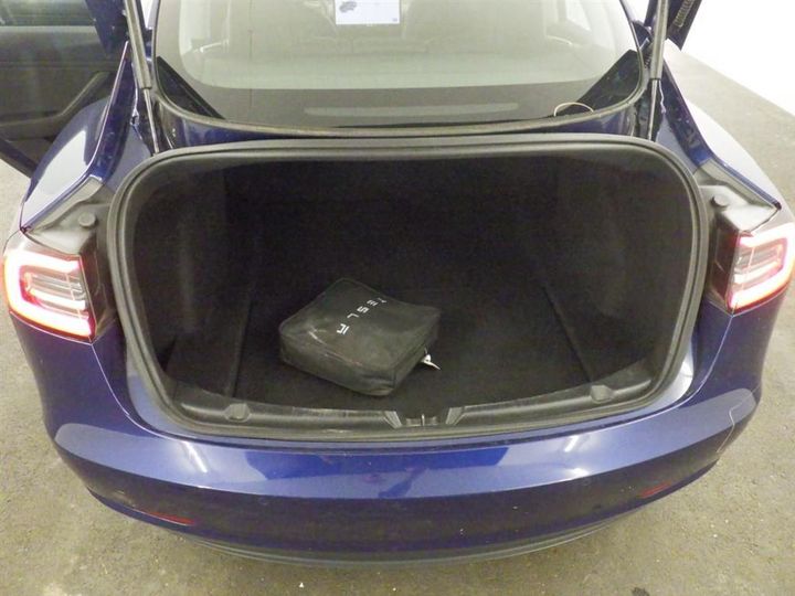 Photo 5 VIN: 5YJ3E7EB9KF320133 - TESLA MODEL 3 