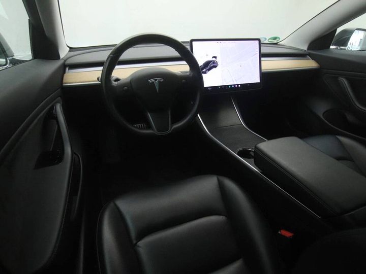 Photo 17 VIN: 5YJ3E7EB9KF368702 - TESLA MODEL 3 