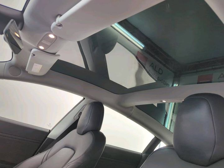 Photo 14 VIN: 5YJ3E7EBXKF233230 - TESLA MODEL 3 