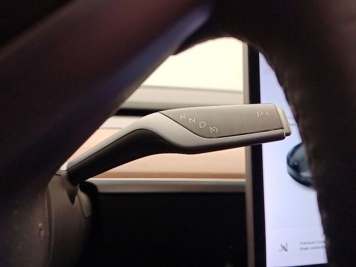 Photo 25 VIN: 5YJ3E7EBXKF233941 - TESLA MODEL 3 '18 BEV 