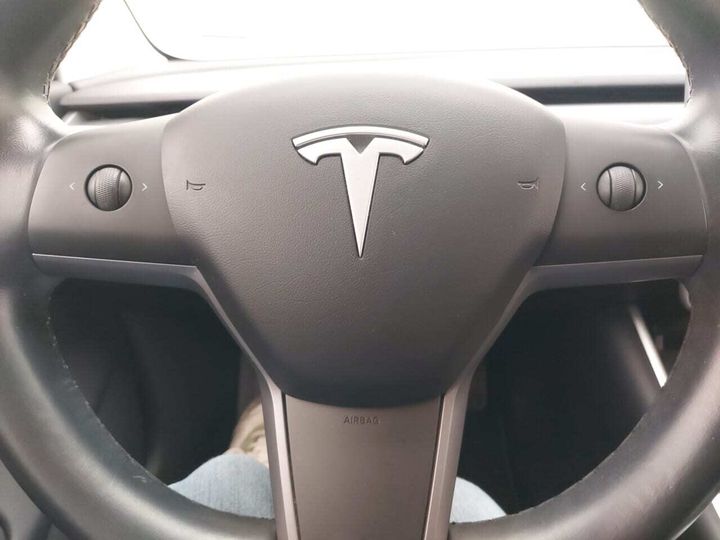 Photo 16 VIN: 5YJ3E7EBXKF260167 - TESLA MODEL 