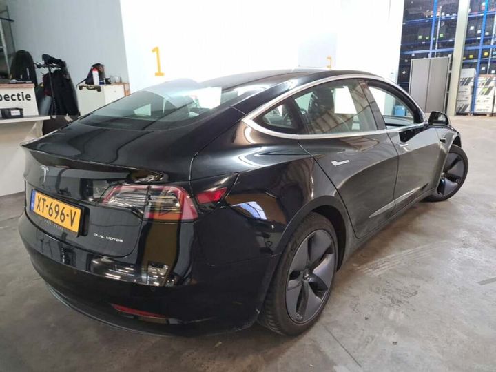 Photo 2 VIN: 5YJ3E7EBXKF260184 - TESLA MODEL 