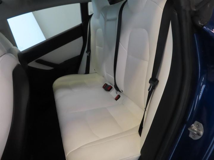 Photo 5 VIN: 5YJ3E7EBXKF335739 - TESLA MODEL 3 