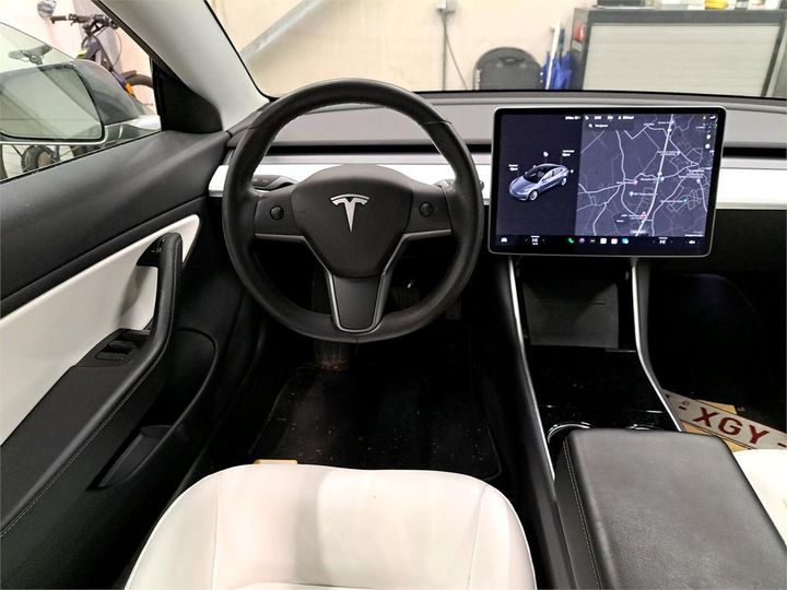 Photo 12 VIN: 5YJ3E7EBXKF335868 - TESLA MODEL 3 