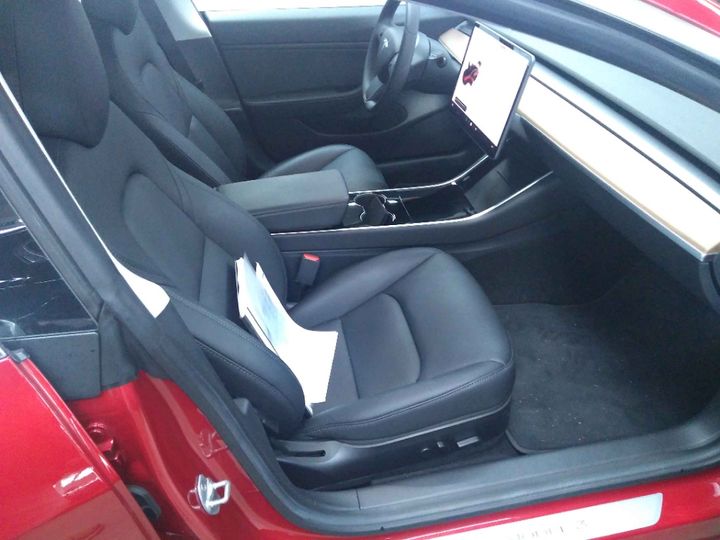 Photo 31 VIN: 5YJ3E7EBXKF444721 - TESLA MODEL 3 