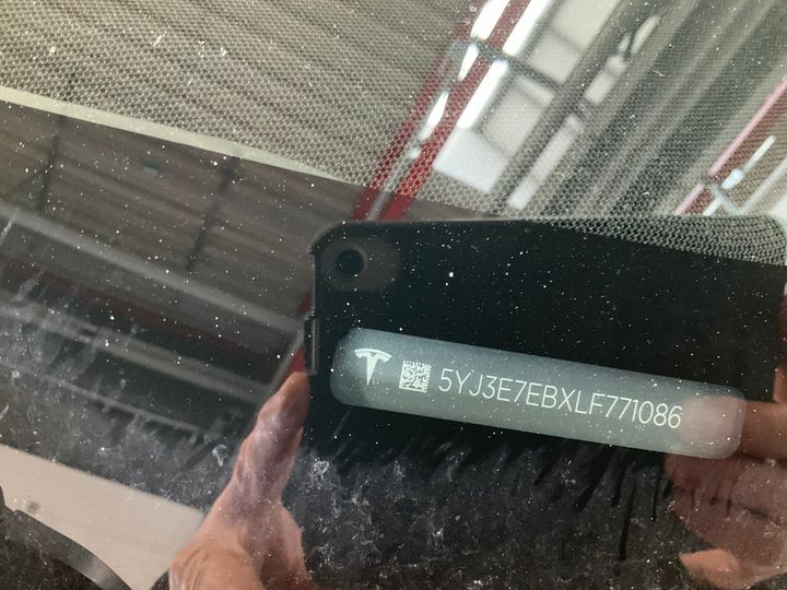 Photo 5 VIN: 5YJ3E7EBXLF771086 - TESLA MODEL 3 