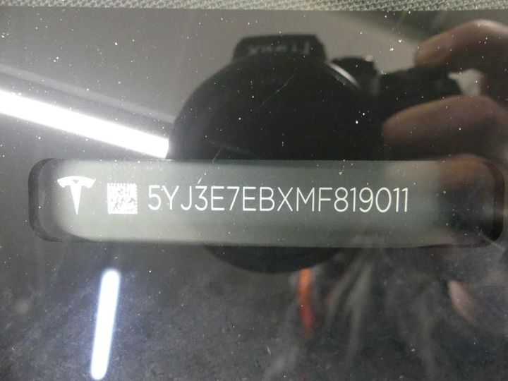 Photo 10 VIN: 5YJ3E7EBXMF819011 - TESLA MODEL 3 