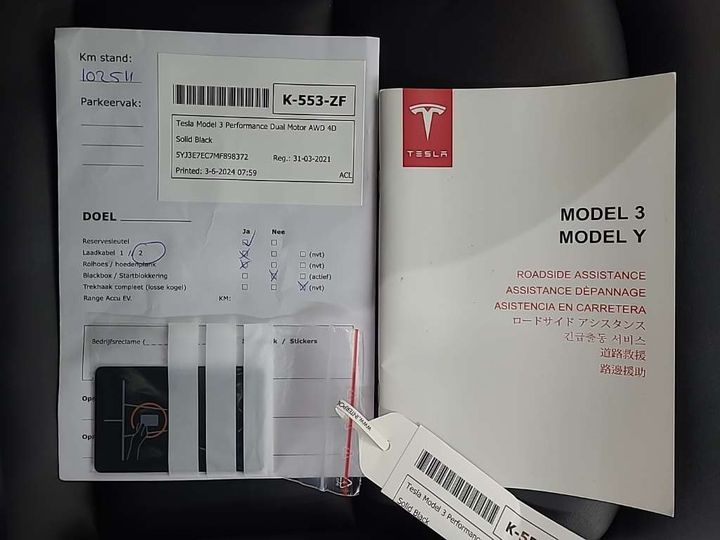 Photo 12 VIN: 5YJ3E7EC7MF898372 - TESLA MODEL 3 