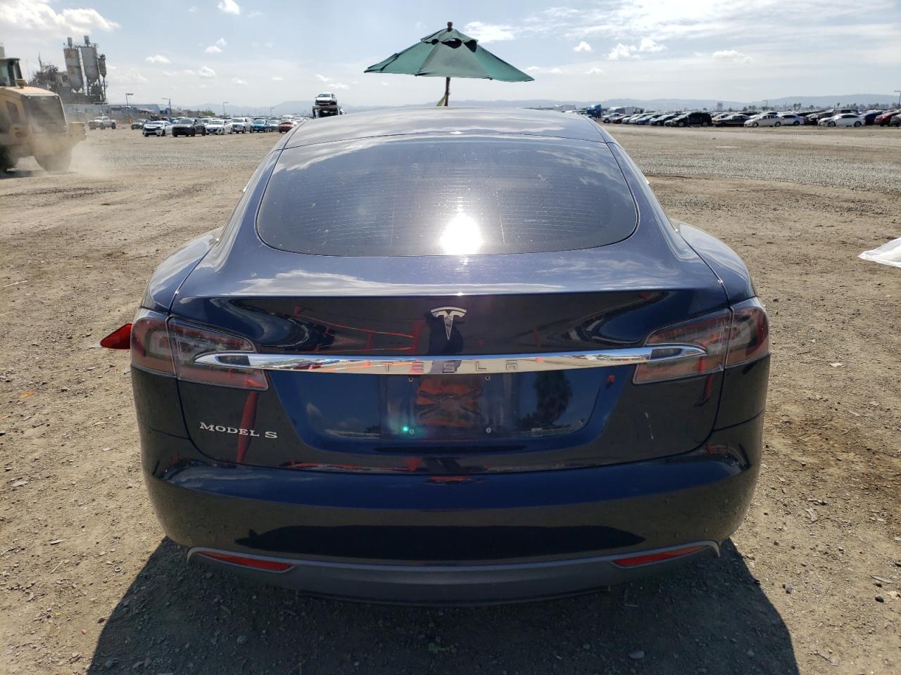 Photo 5 VIN: 5YJSA1AC5DFP10717 - TESLA MODEL S 