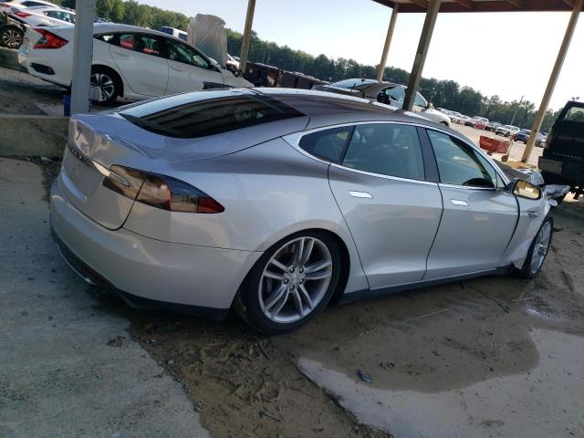 Photo 2 VIN: 5YJSA1AG2DFP04926 - TESLA MODEL S 