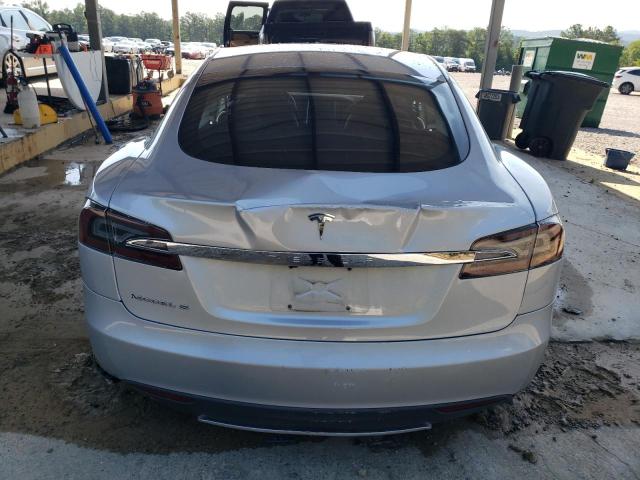 Photo 5 VIN: 5YJSA1AG2DFP04926 - TESLA MODEL S 