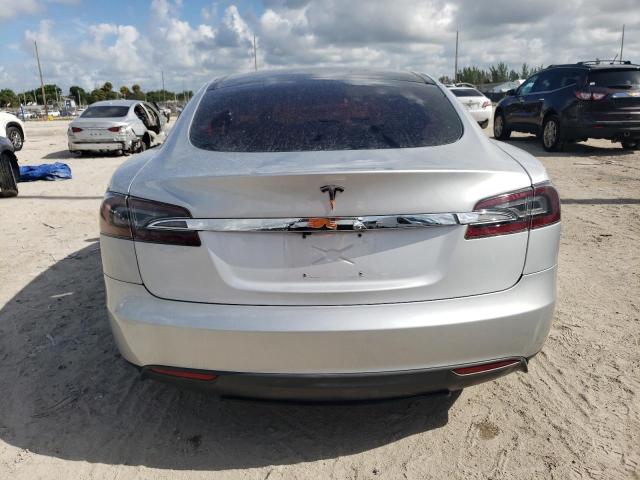 Photo 5 VIN: 5YJSA1CG1DFP16594 - TESLA MODEL S 