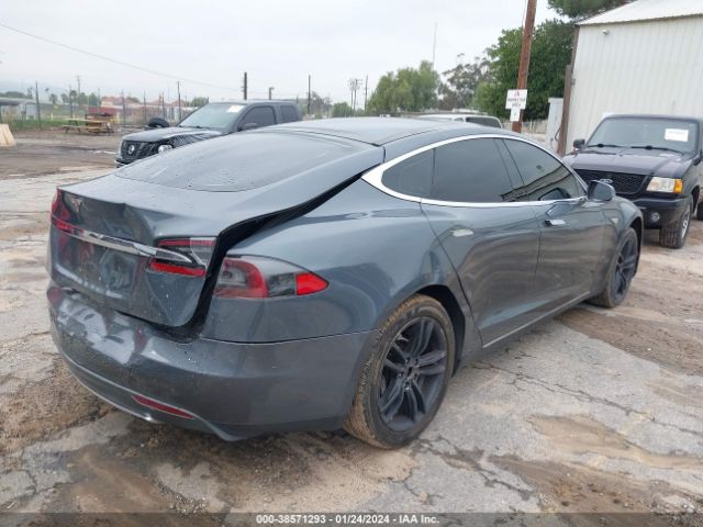 Photo 3 VIN: 5YJSA1CG2DFP16927 - TESLA MODEL S 