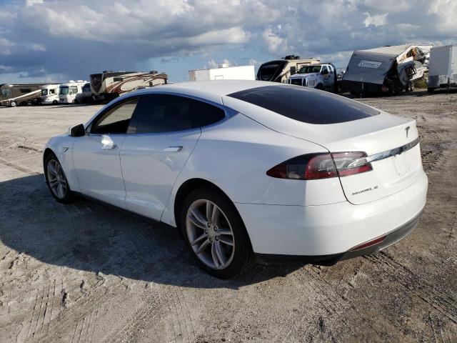 Photo 2 VIN: 5YJSA1CG3DFP17018 - TESLA MODEL S 