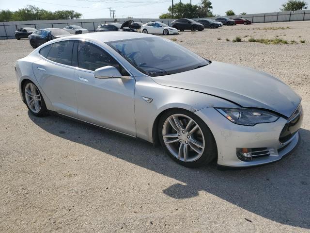 Photo 3 VIN: 5YJSA1CG4DFP04018 - TESLA MODEL S 