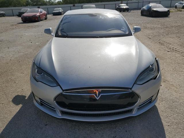 Photo 4 VIN: 5YJSA1CG4DFP04018 - TESLA MODEL S 