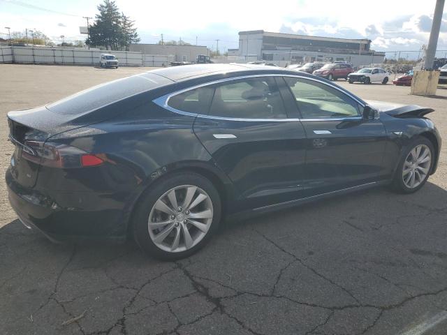 Photo 2 VIN: 5YJSA1CG5DFP20857 - TESLA MODEL S 