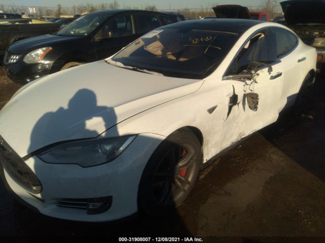 Photo 5 VIN: 5YJSA1CG7DFP11125 - TESLA MODEL S 