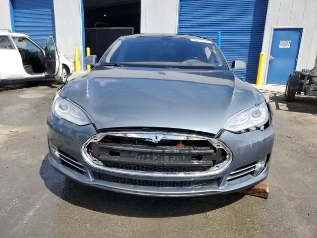 Photo 4 VIN: 5YJSA1CG9DFP09733 - TESLA MODEL S 