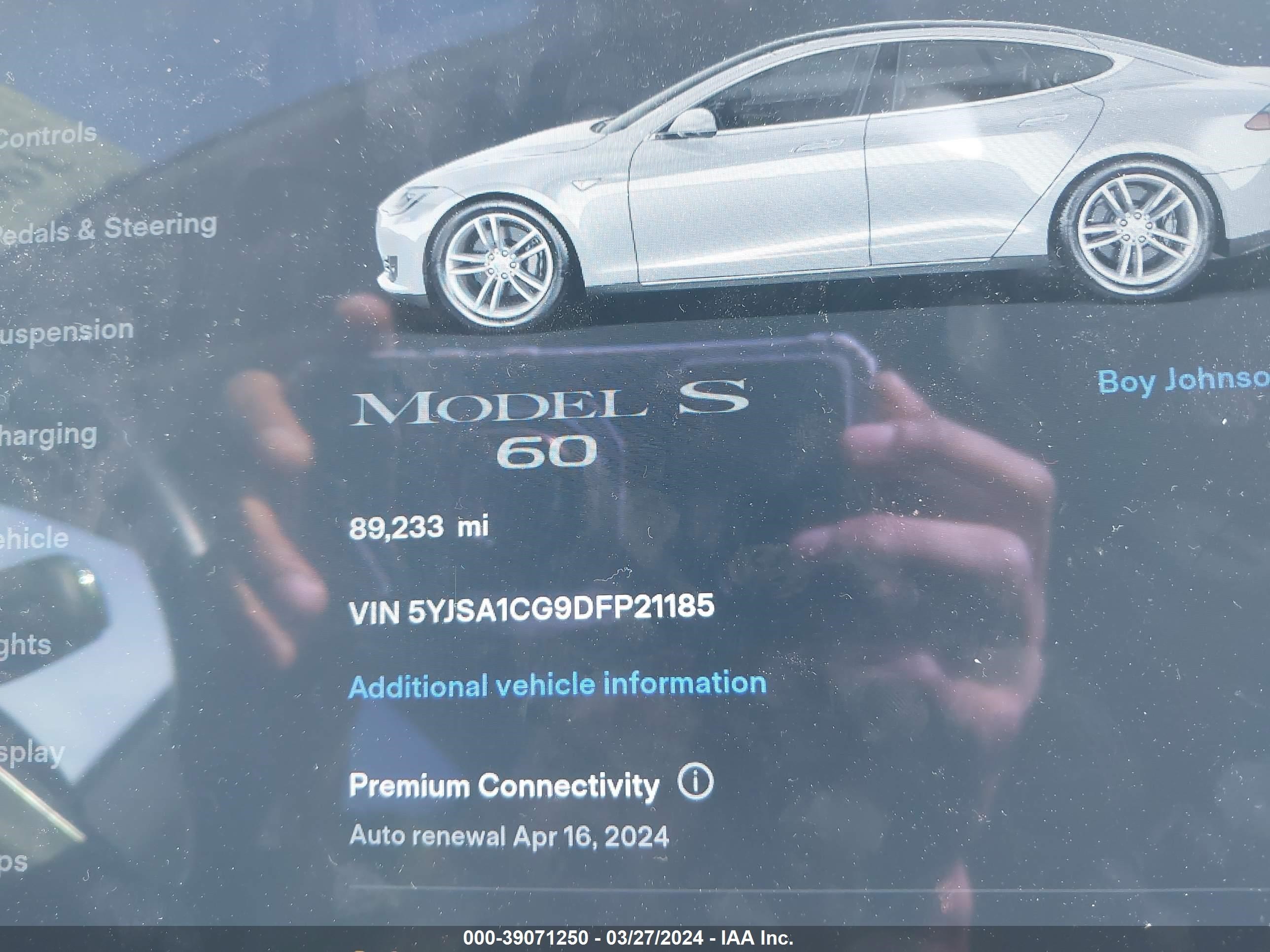 Photo 12 VIN: 5YJSA1CG9DFP21185 - TESLA MODEL S 