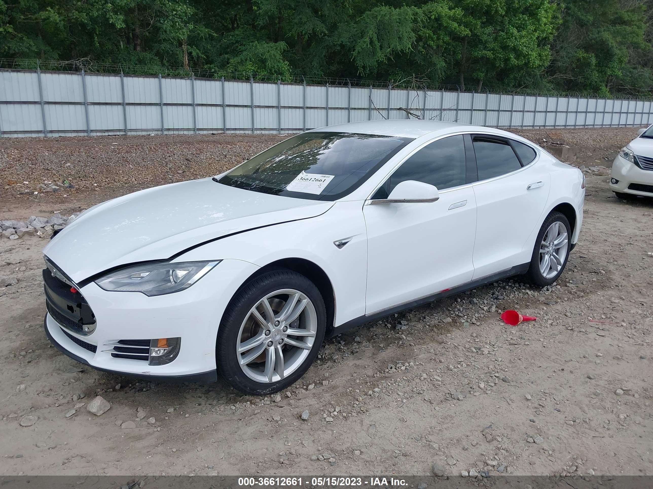 Photo 1 VIN: 5YJSA1CGXDFP17291 - TESLA MODEL S 