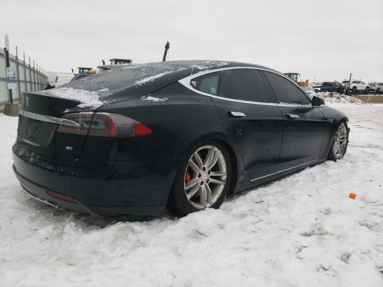 Photo 2 VIN: 5YJSA1CN0DFP10008 - TESLA MODEL S 