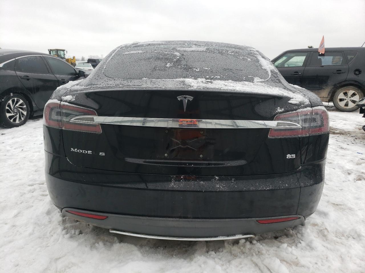 Photo 5 VIN: 5YJSA1CN0DFP10008 - TESLA MODEL S 