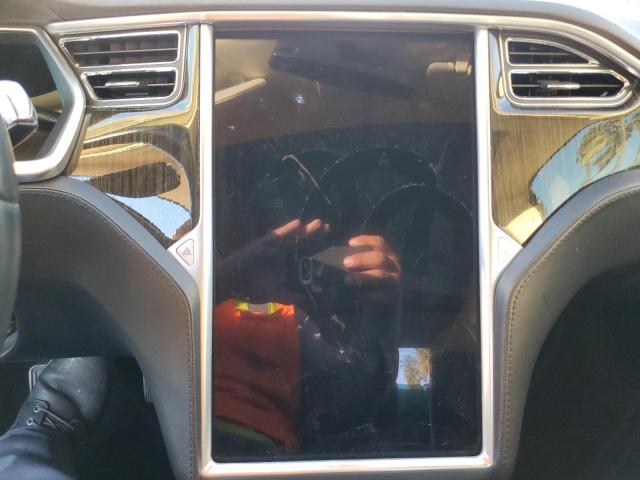 Photo 8 VIN: 5YJSA1CN1CFP02658 - TESLA MODEL S 