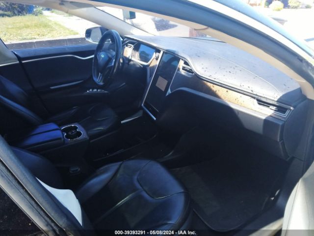 Photo 4 VIN: 5YJSA1CN1DFP12835 - TESLA MODEL S 