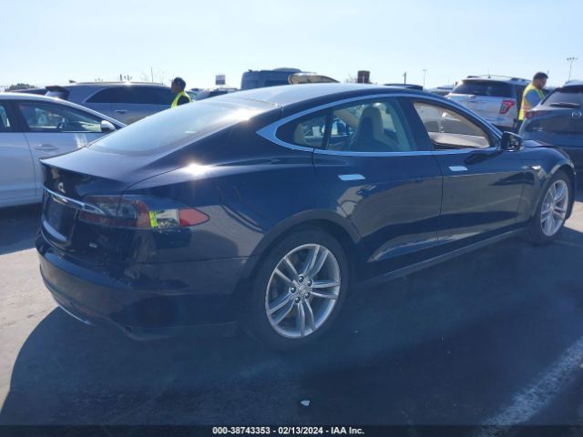 Photo 3 VIN: 5YJSA1CN2CFP02877 - TESLA MODEL S 