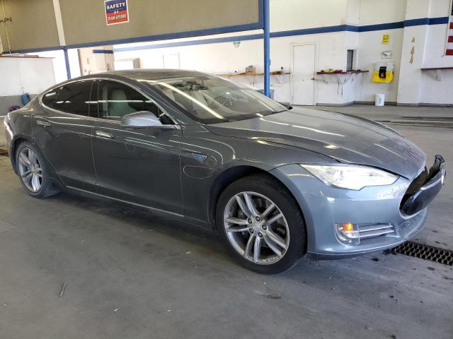 Photo 3 VIN: 5YJSA1CN2DFP08633 - TESLA MODEL S 