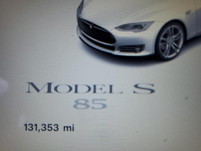 Photo 8 VIN: 5YJSA1CN2DFP10446 - TESLA MODEL S 