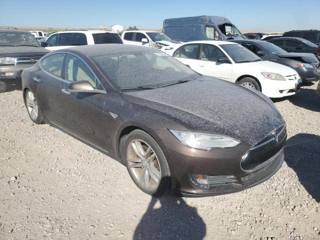 Photo 3 VIN: 5YJSA1CN4DFP07452 - TESLA MODEL S 