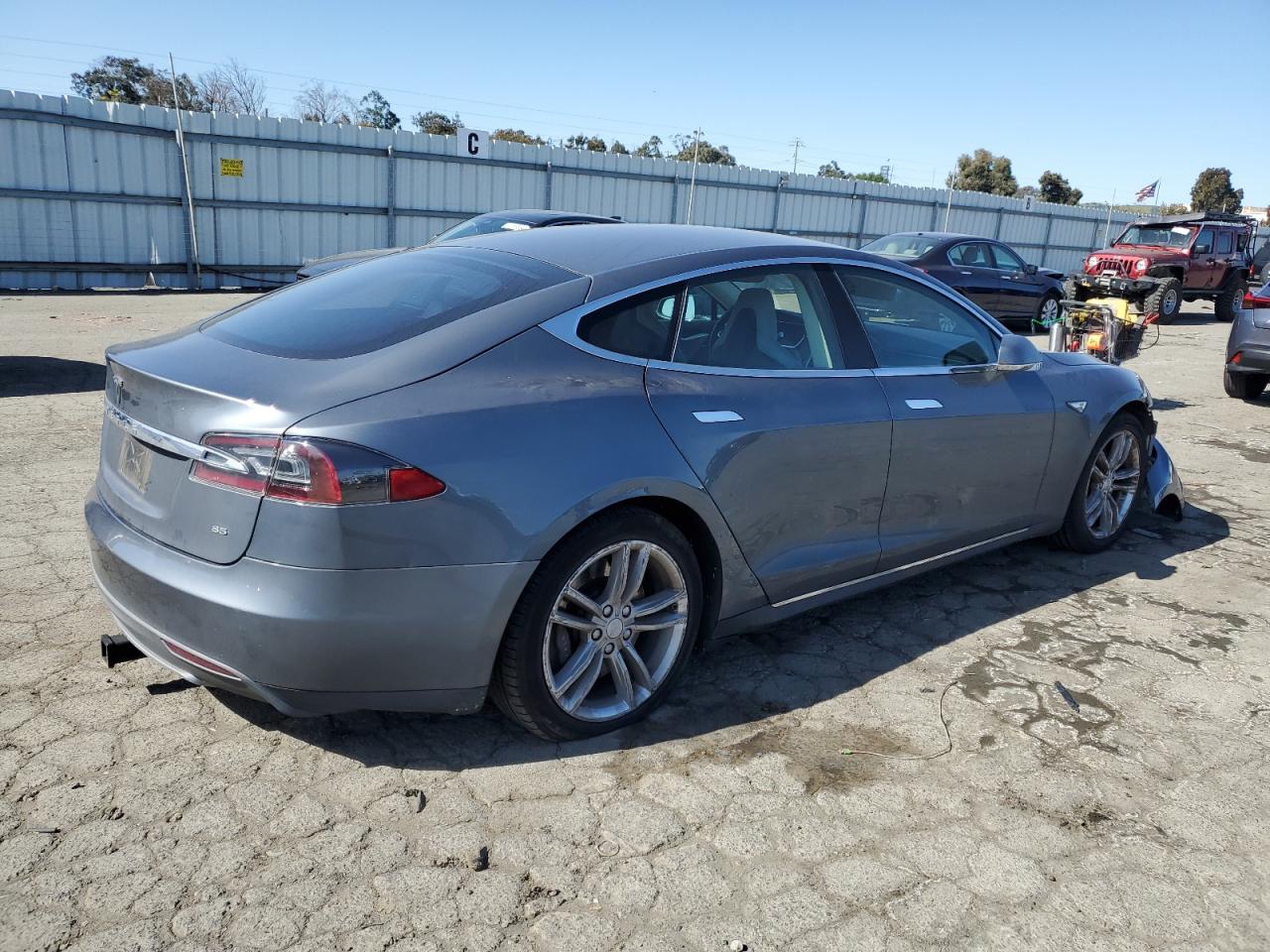 Photo 2 VIN: 5YJSA1CN5DFP22512 - TESLA MODEL S 