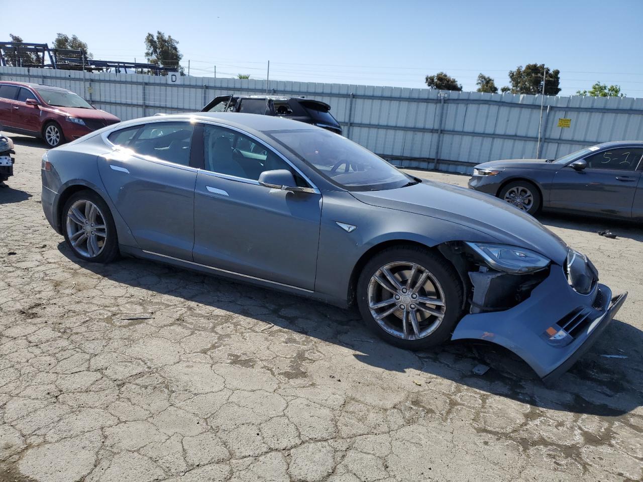 Photo 3 VIN: 5YJSA1CN5DFP22512 - TESLA MODEL S 