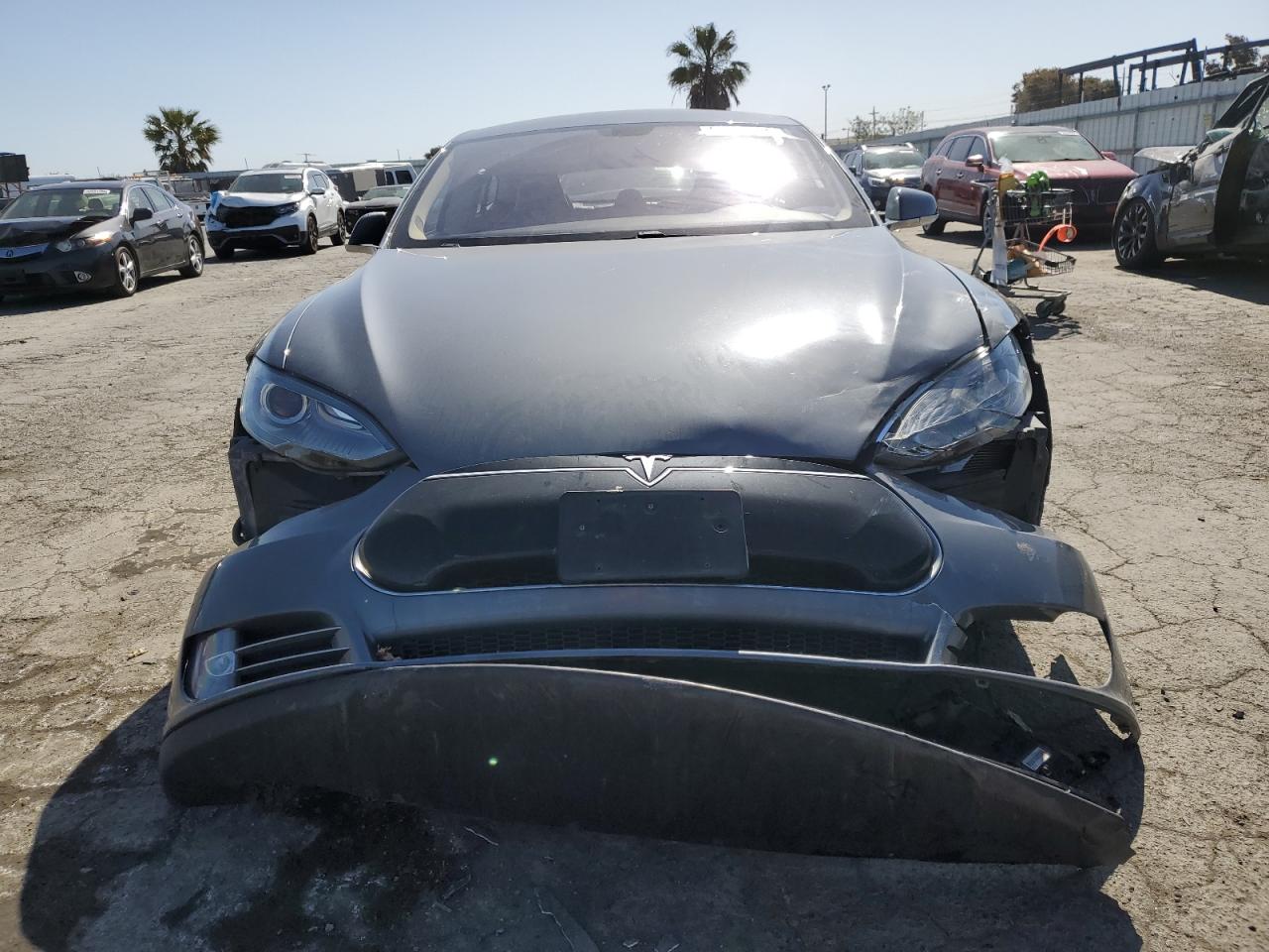 Photo 4 VIN: 5YJSA1CN5DFP22512 - TESLA MODEL S 