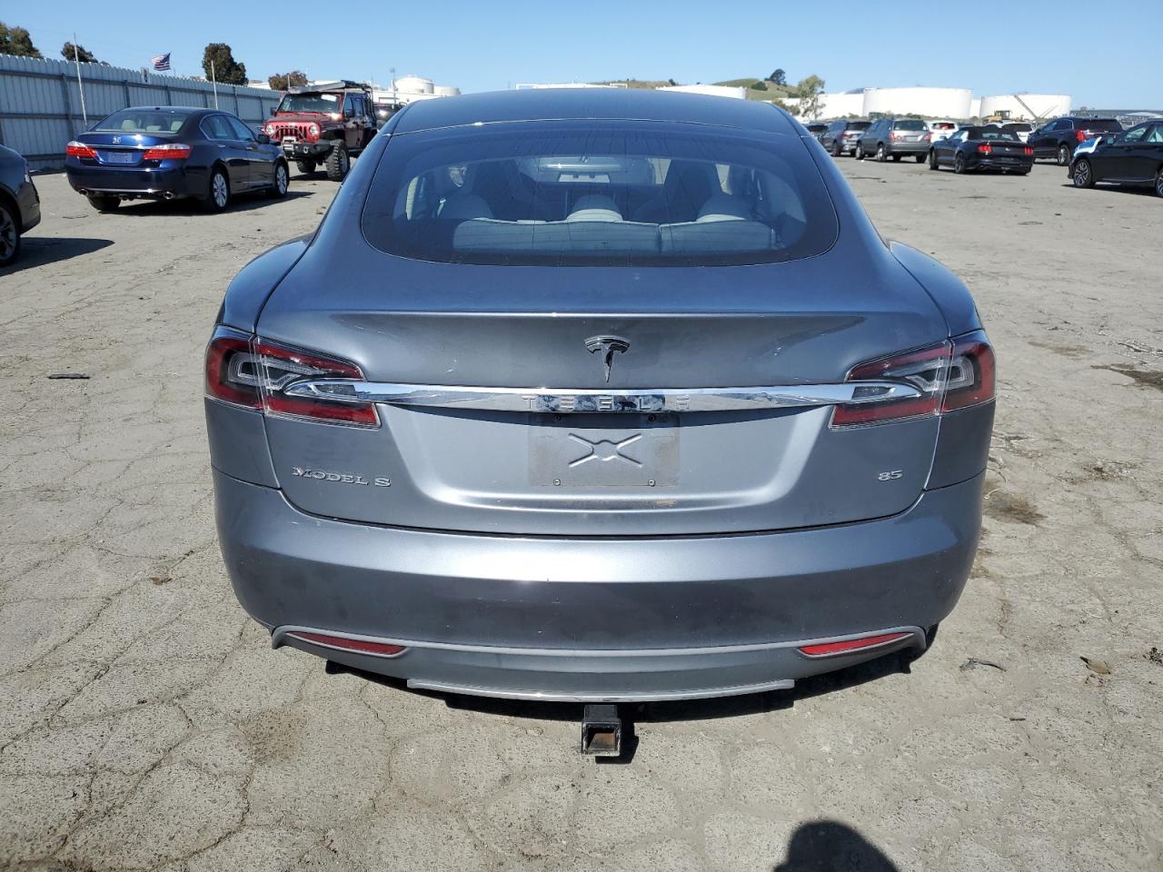 Photo 5 VIN: 5YJSA1CN5DFP22512 - TESLA MODEL S 