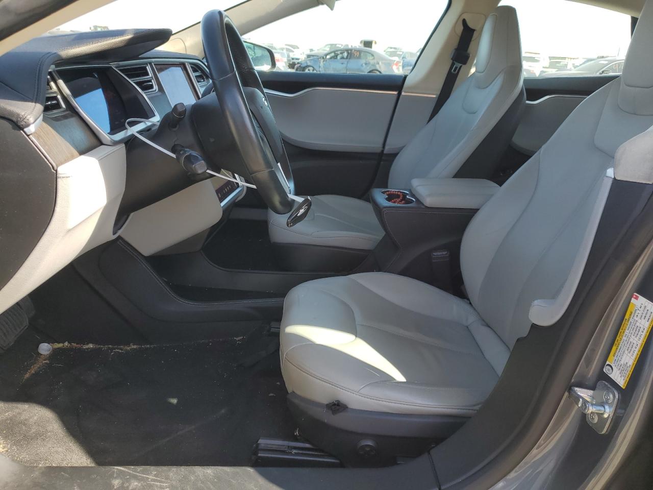 Photo 6 VIN: 5YJSA1CN5DFP22512 - TESLA MODEL S 