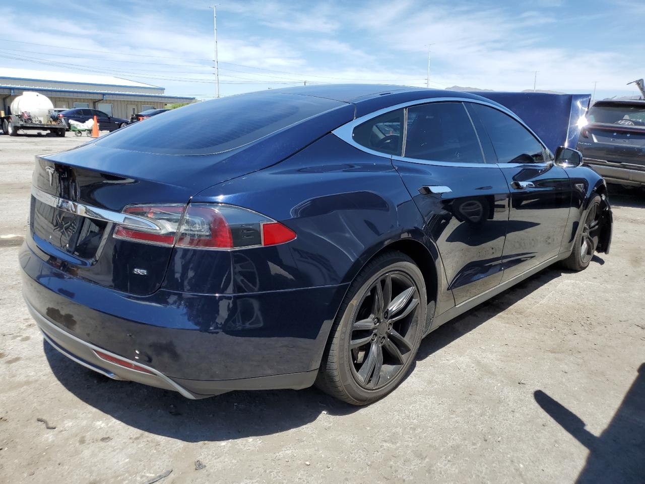 Photo 2 VIN: 5YJSA1CN8DFP14047 - TESLA MODEL S 