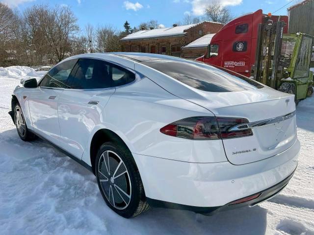 Photo 2 VIN: 5YJSA1CP2DFP22467 - TESLA MODEL S 