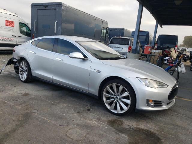 Photo 3 VIN: 5YJSA1CP8CFP01363 - TESLA MODEL S 