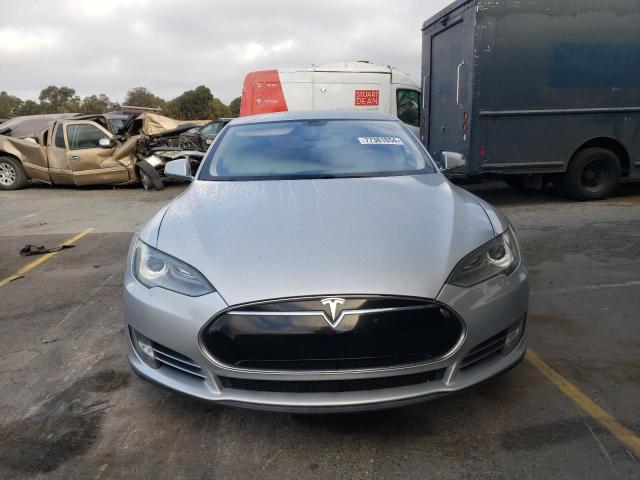 Photo 4 VIN: 5YJSA1CP8CFP01363 - TESLA MODEL S 