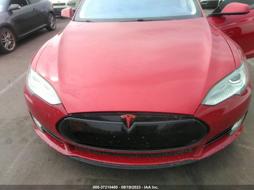 Photo 5 VIN: 5YJSA1DN1DFP16916 - TESLA MODEL S 