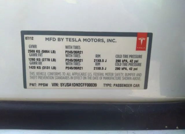 Photo 8 VIN: 5YJSA1DN2CFF00039 - TESLA MODEL S 