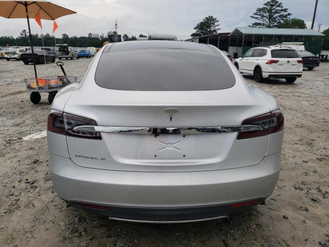 Photo 5 VIN: 5YJSA1DN2DFP05875 - TESLA MODEL S 