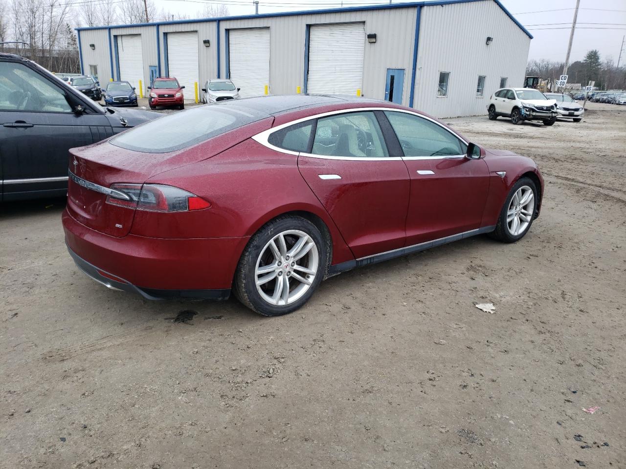 Photo 2 VIN: 5YJSA1DN3CFS00166 - TESLA MODEL S 