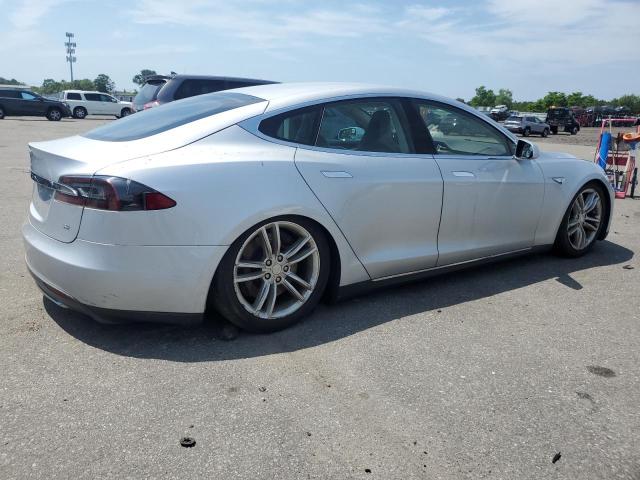 Photo 2 VIN: 5YJSA1DN3DFP13001 - TESLA MODEL S 