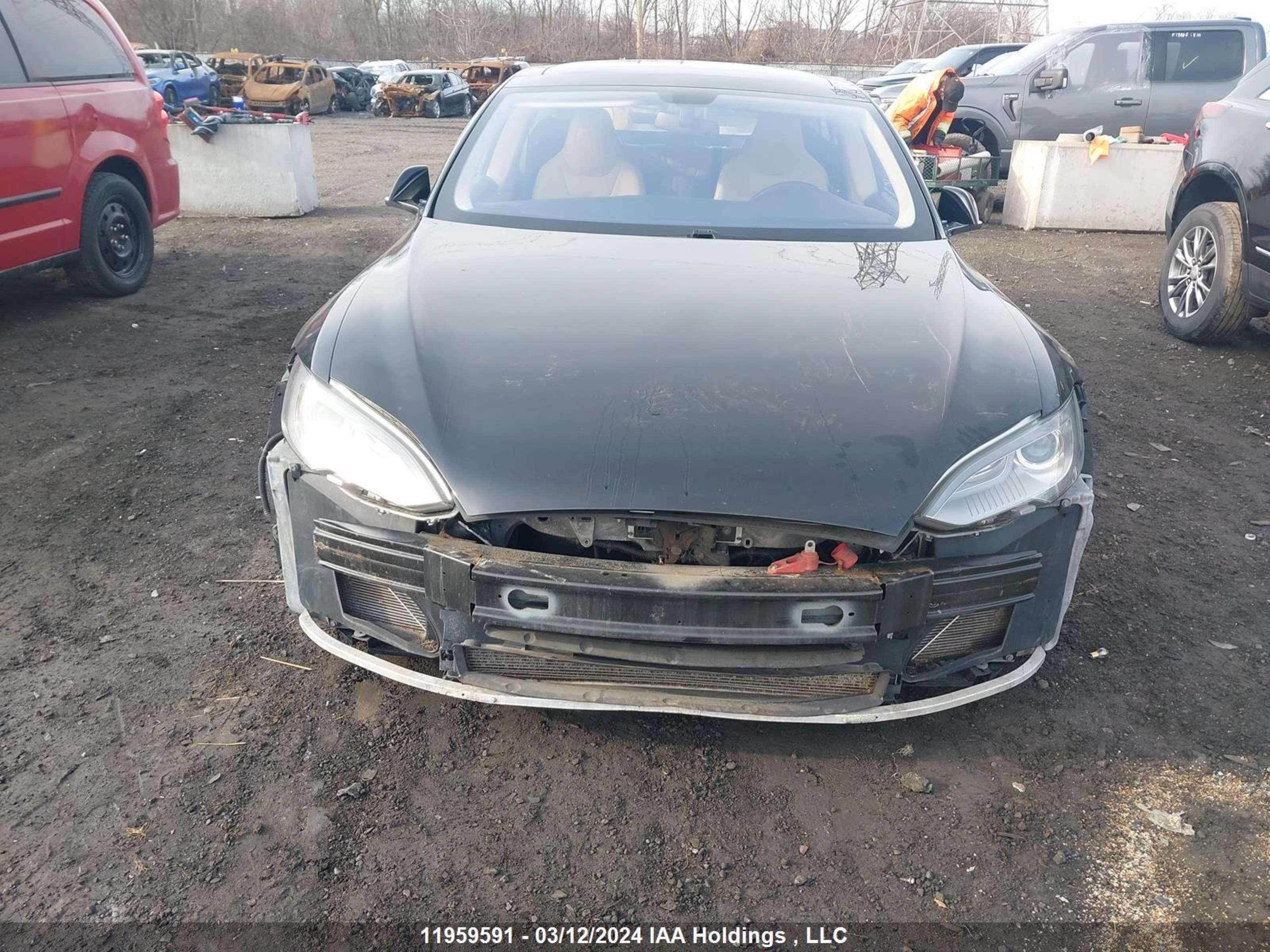 Photo 11 VIN: 5YJSA1DN4CFS02119 - TESLA MODEL S 