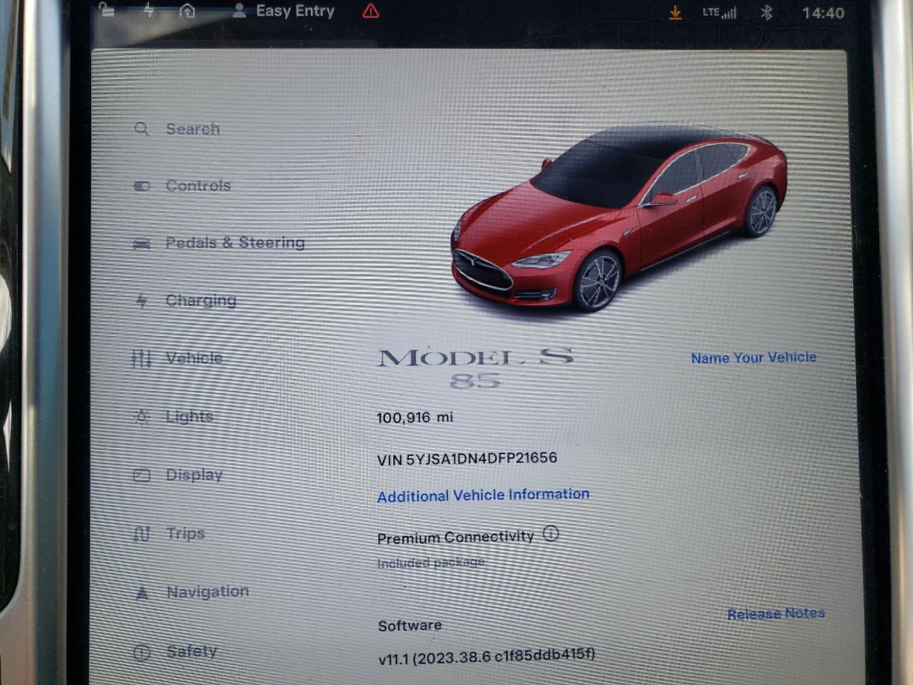 Photo 8 VIN: 5YJSA1DN4DFP21656 - TESLA MODEL S 